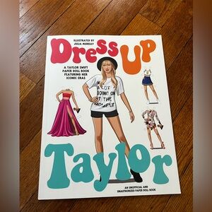 Unofficial Taylor Swift paper doll book